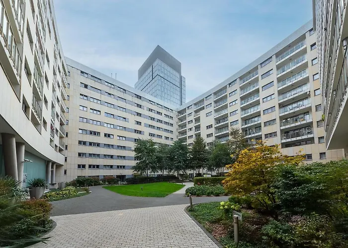 Golden Apartments Warsaw - Browary Warszawskie - Luxury & Cozy Apartments - Oxygen Residence- Wronia