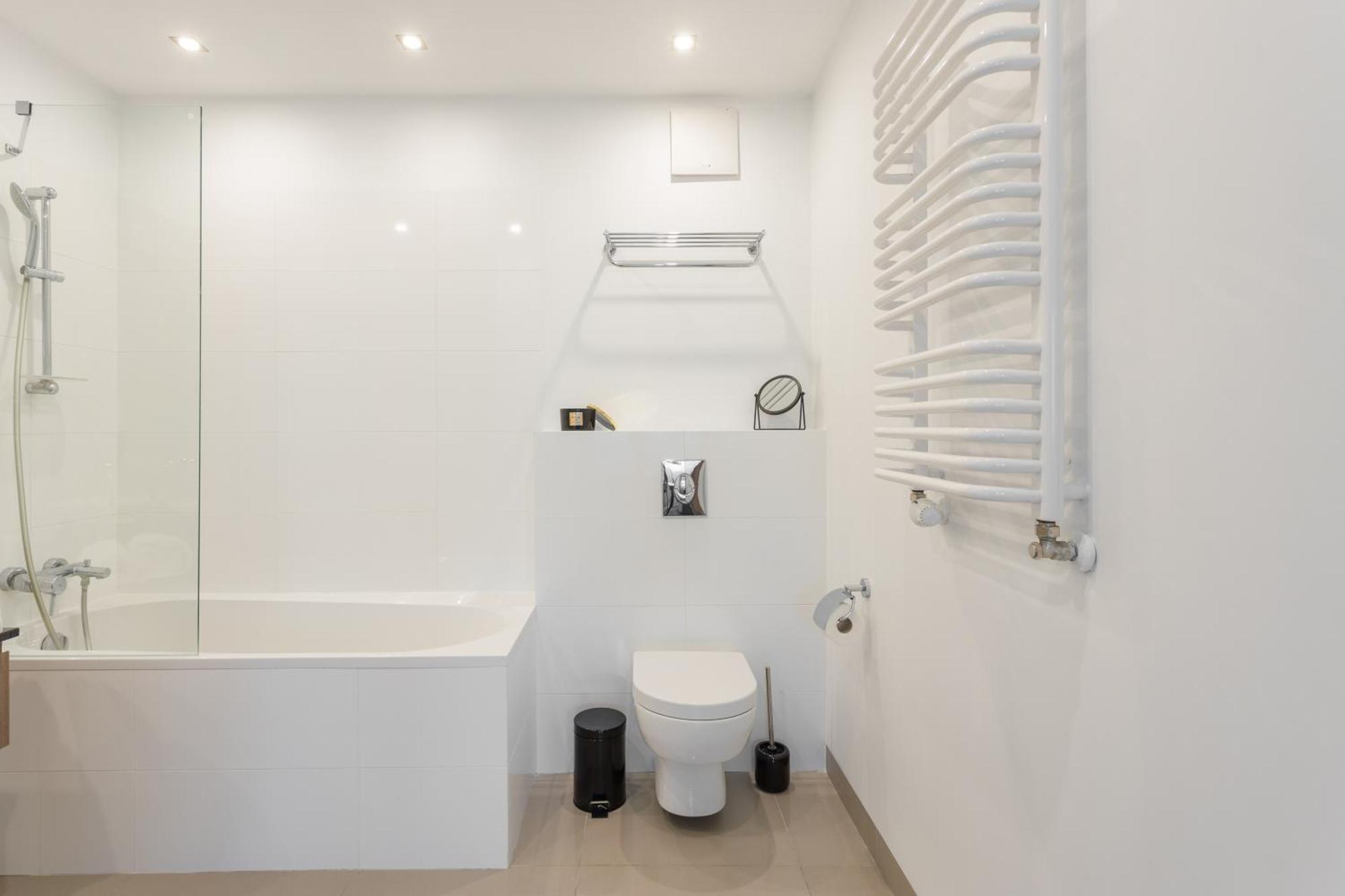 Golden - Browary Warszawskie - Luxury & Cozy - Oxygen Residence- Wronia Varsovia