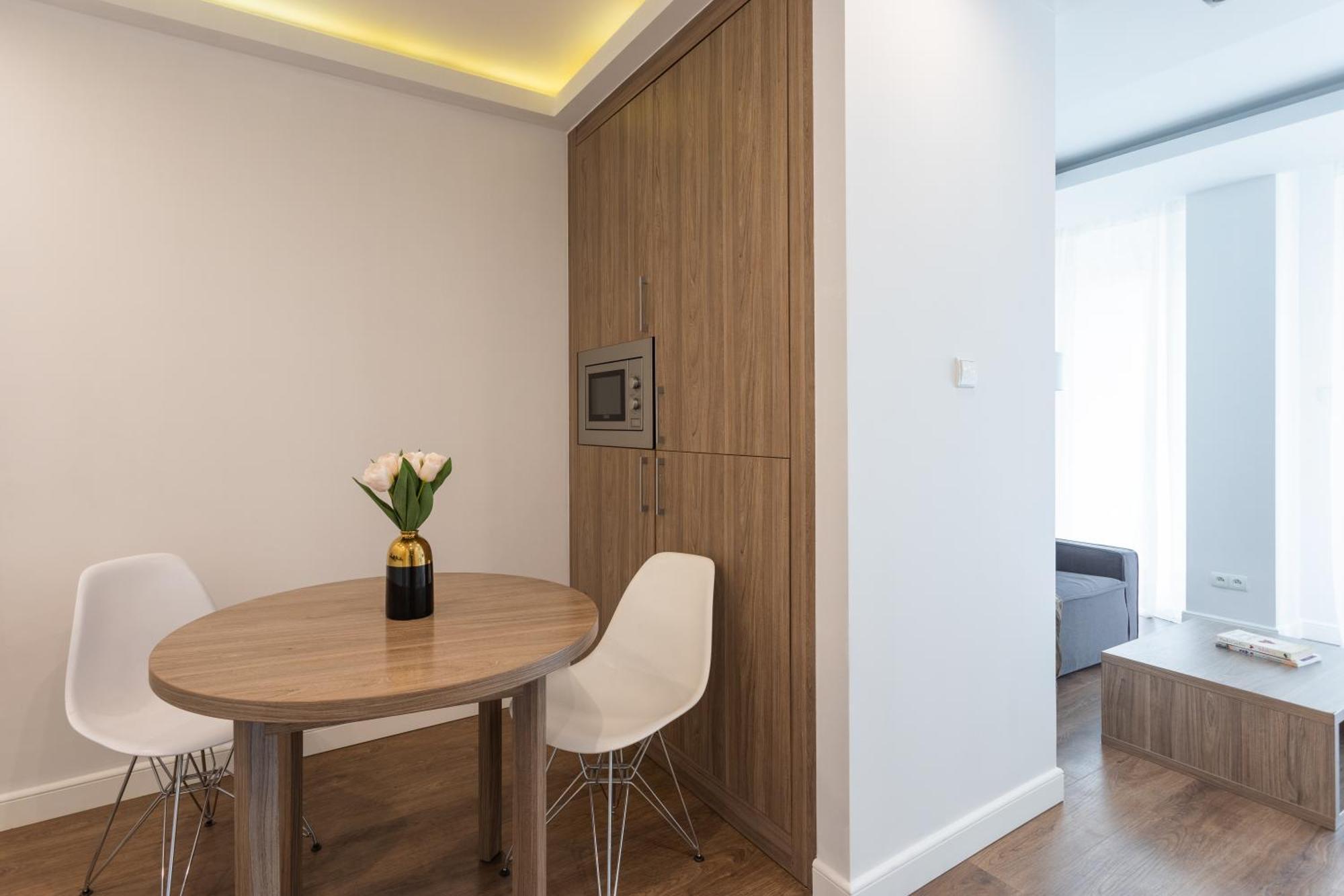 Golden Warsaw: Luxury In Browary Warszawskie *
